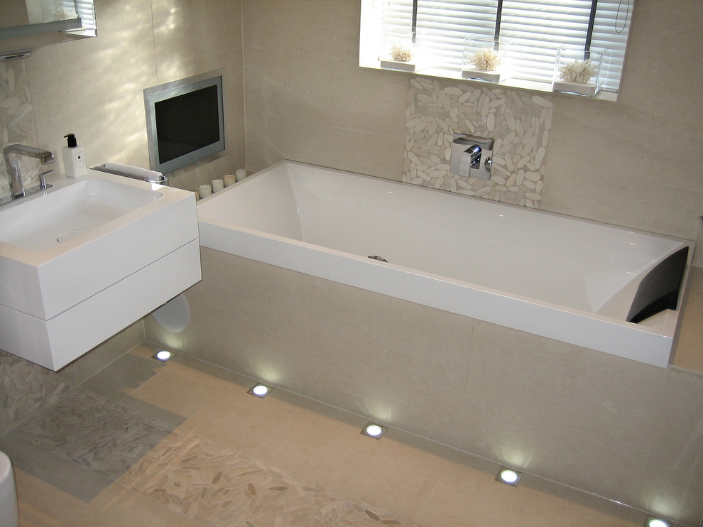 Contemporary Bathroom