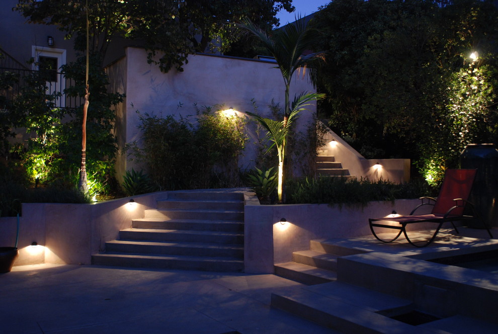 contemporary landscape lighting