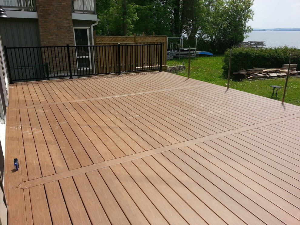 Photo of a deck in Toronto.