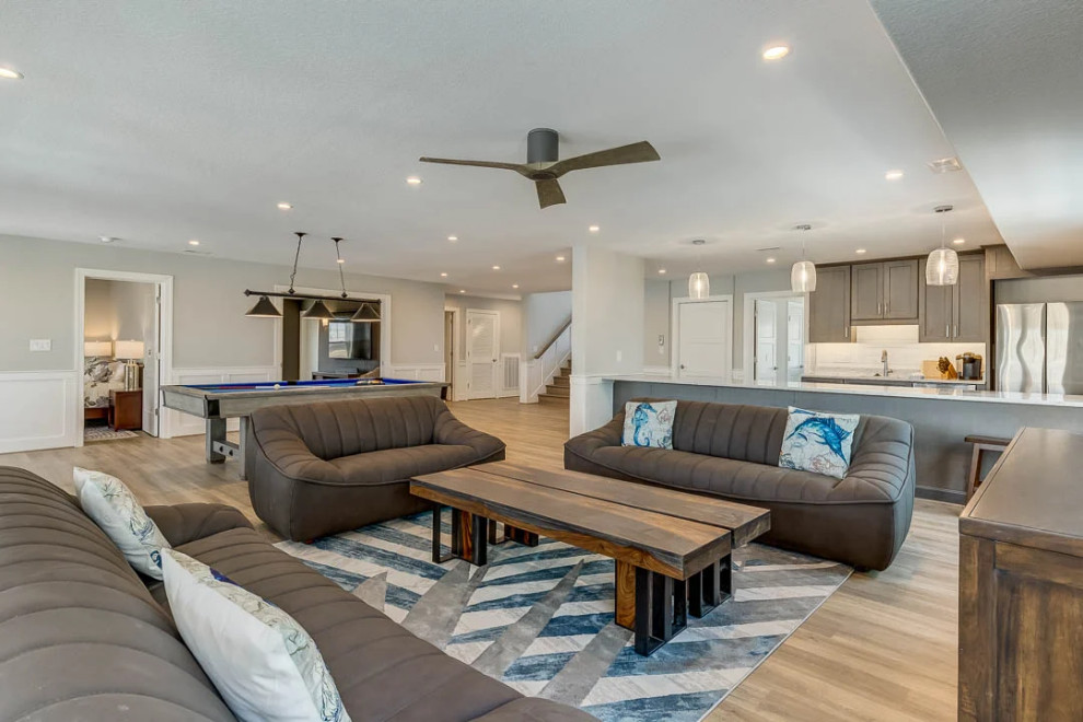 Dolphin Watch (2023)