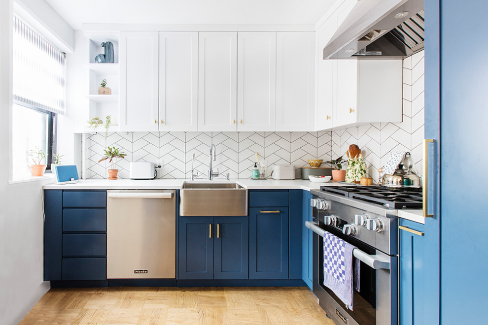 Transitional kitchen photo in Boston