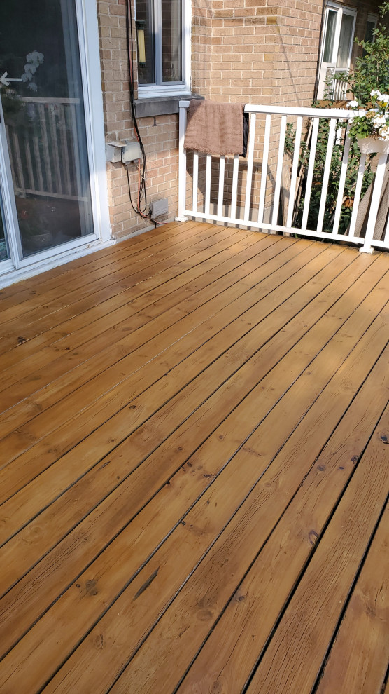 Deck Staining