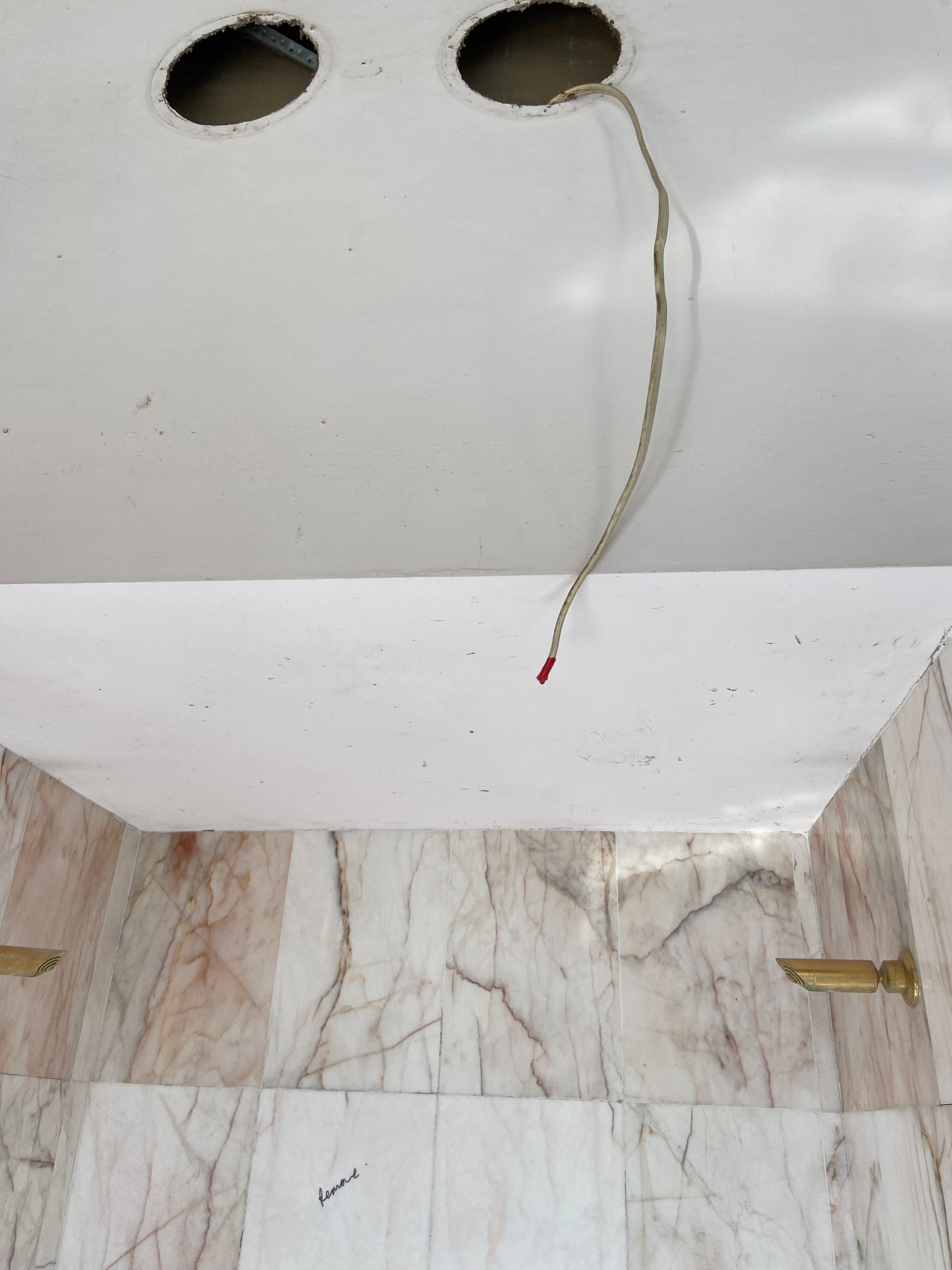 REBUILD OF A GRAND  BATHROOM