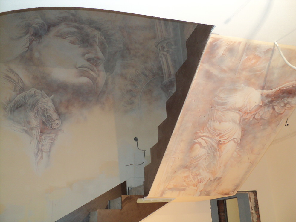 Декорирование стен Лестничного пространства