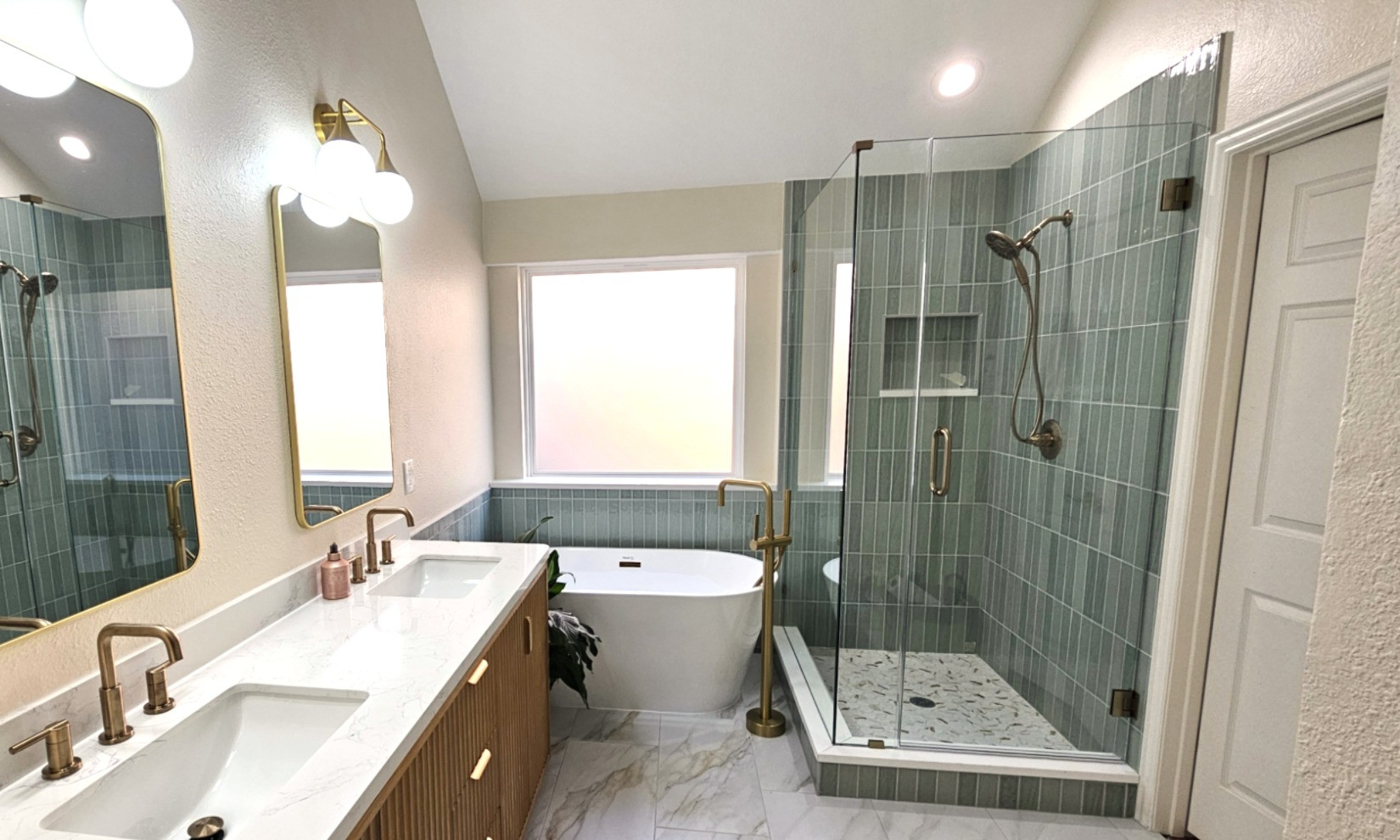 Frisco TX - Sarah Master Bathroom Full Remodeling