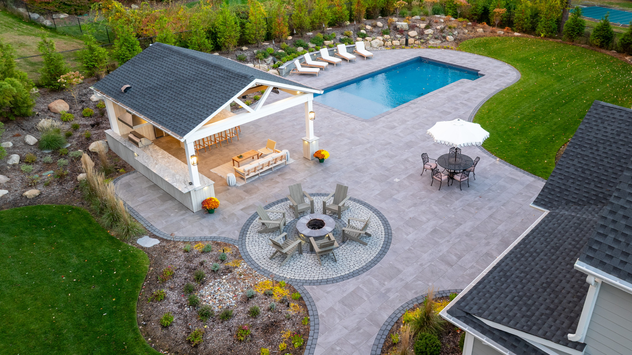 Porcelain Paradise with a Party Pavilian