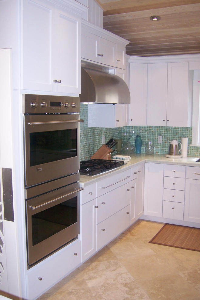 Inspiration for a transitional kitchen remodel in Miami