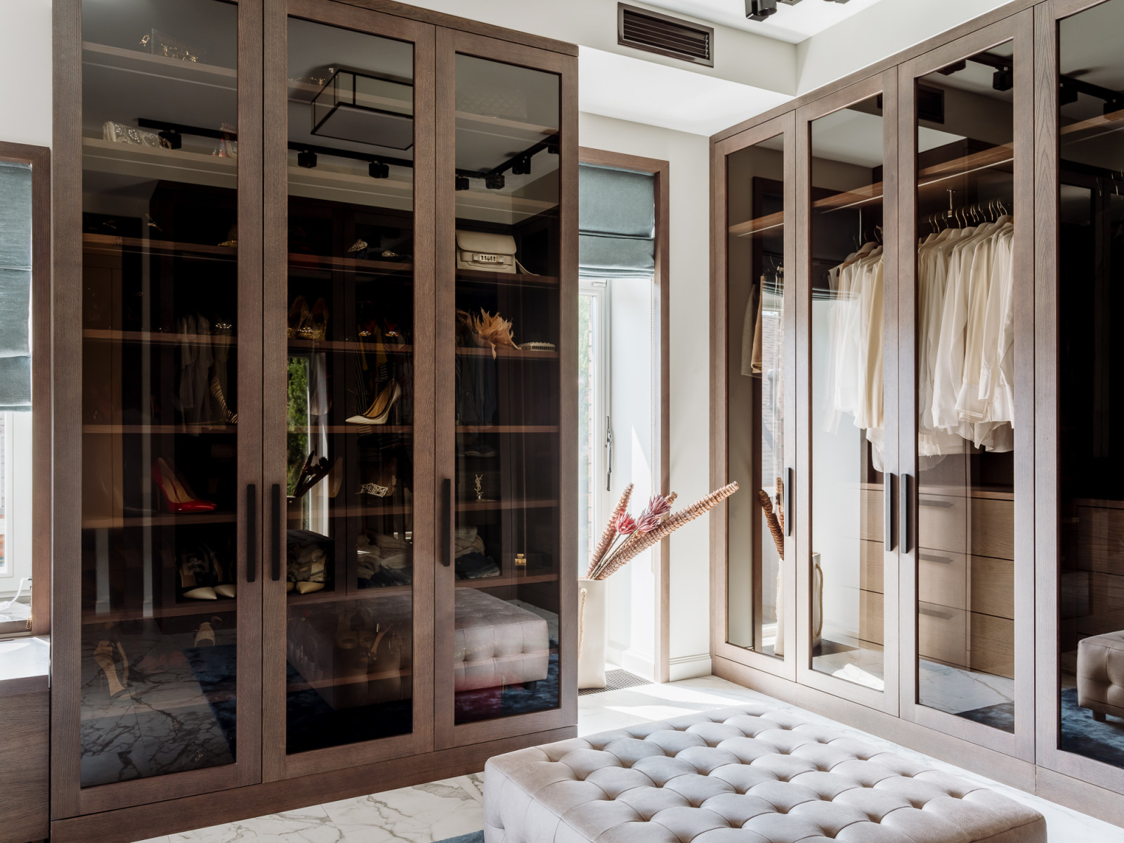 Гардеробные, камин, двери и премиум мебель / ГОРКИ-8