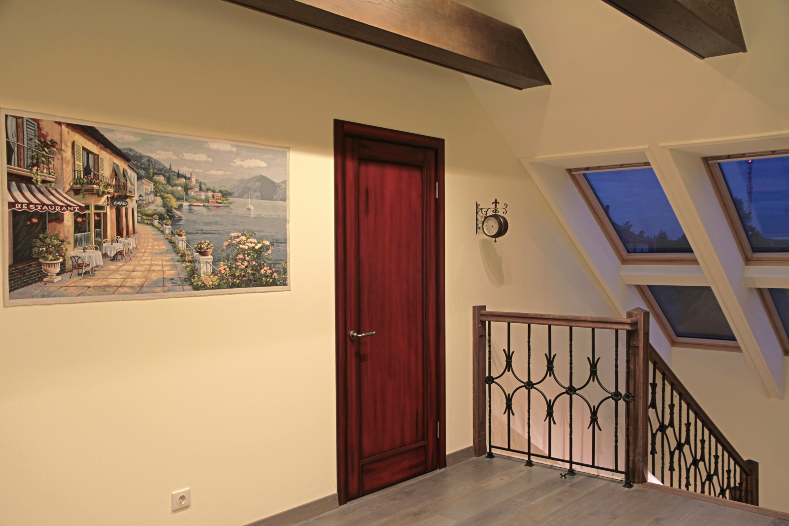 Домик у озера