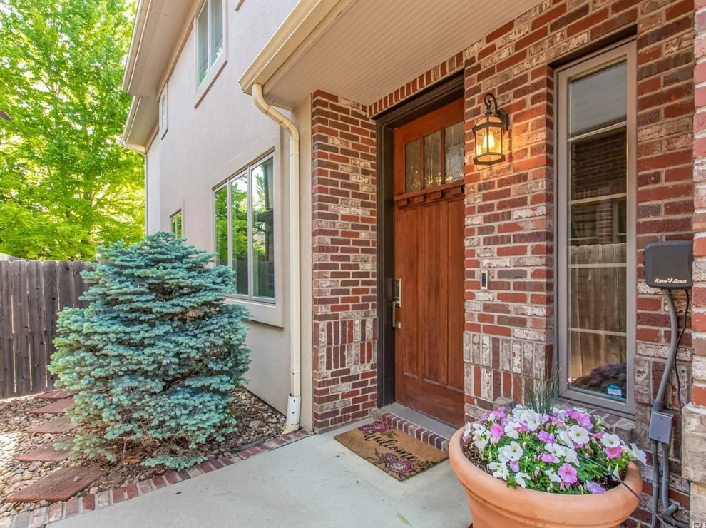 464 S Franklin Street Traditional Residential