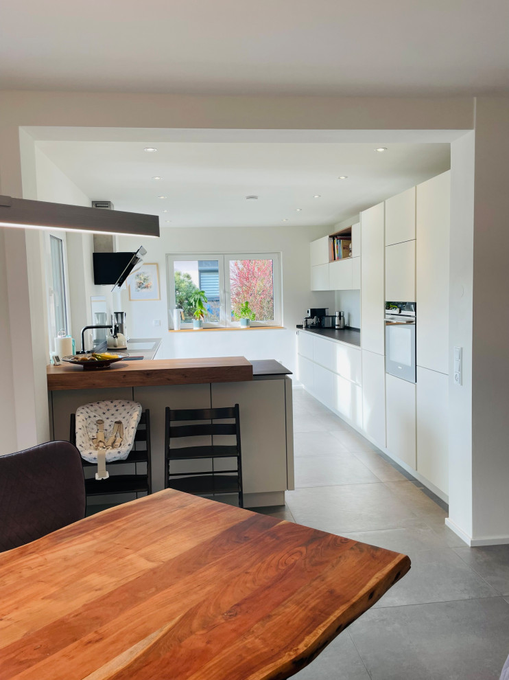 Moderne Küche in Sonstige