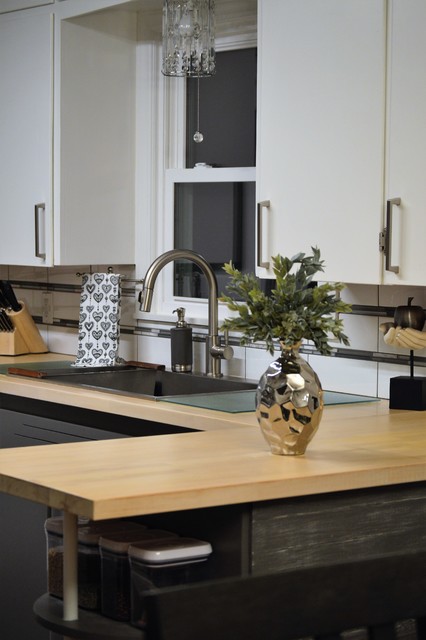 "Thomas" Kitchen/Dining Room minimalistisch-kueche