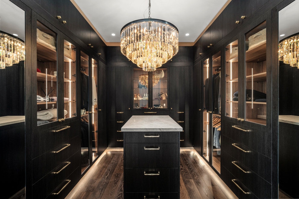Design ideas for a transitional storage and wardrobe in Wollongong.