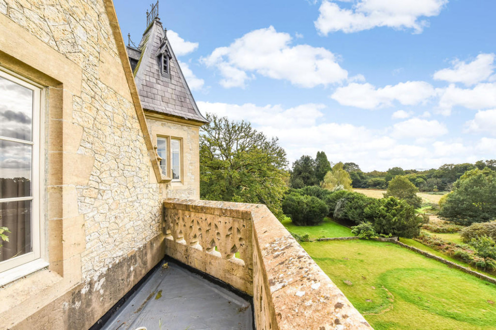 Photo of a victorian balcony in Other.