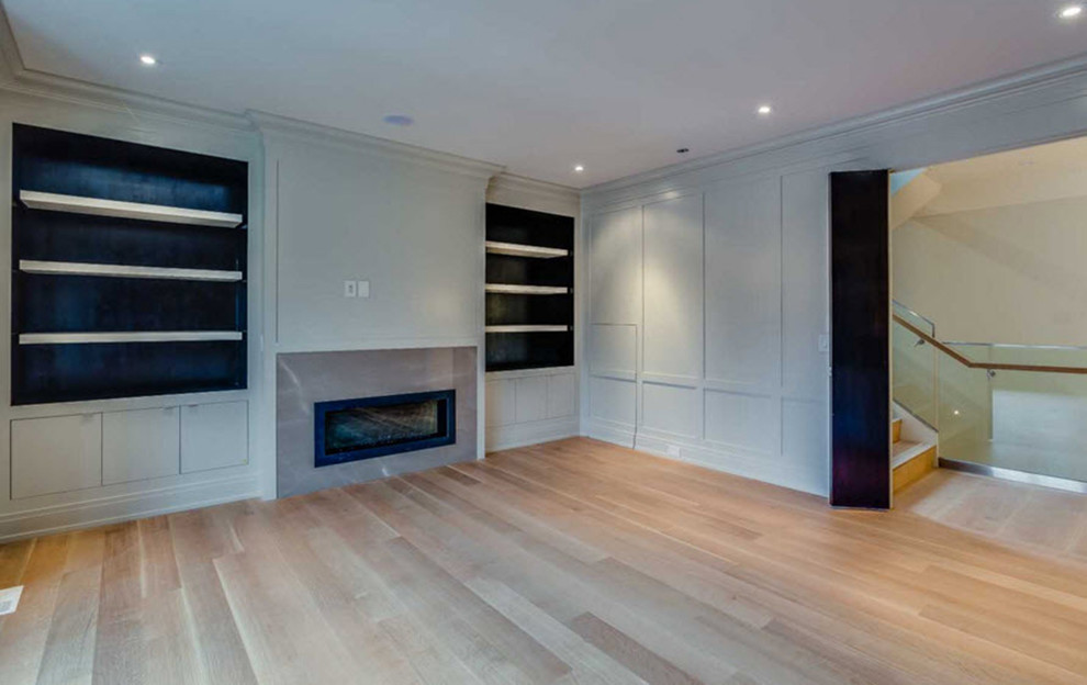 Example of a transitional basement design in Toronto