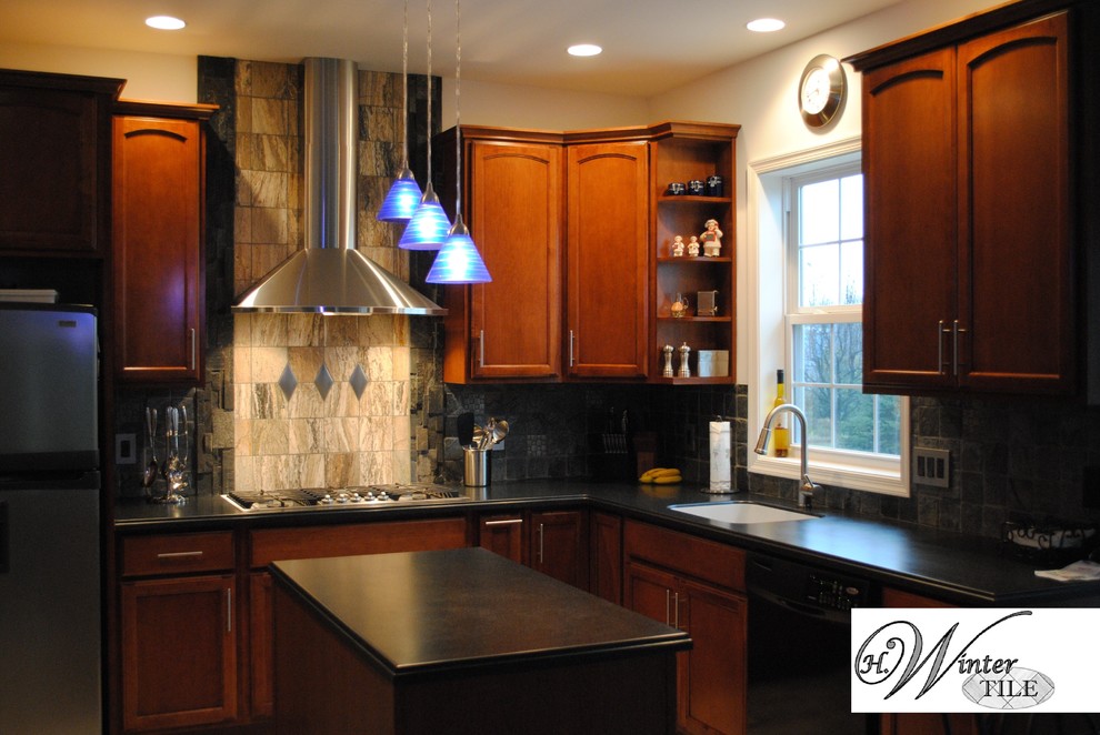 Inspiration for a transitional kitchen remodel in Philadelphia