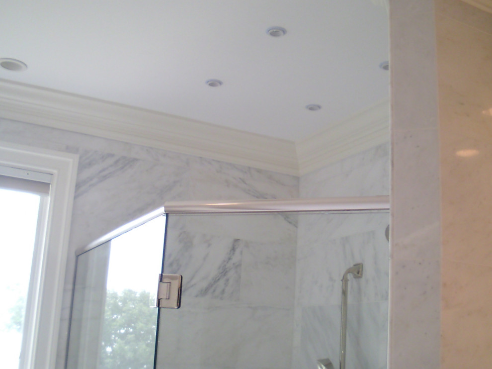 MASTER BATH CARRARA MARBLE