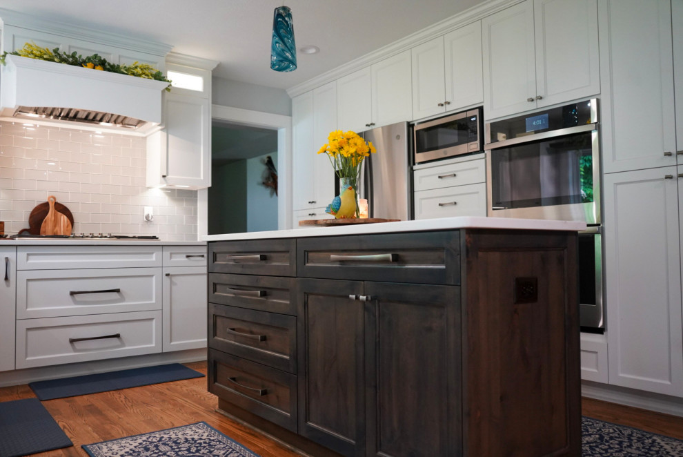 Golden Kitchen