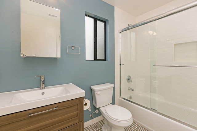 Multi Unit Property contemporary-bathroom