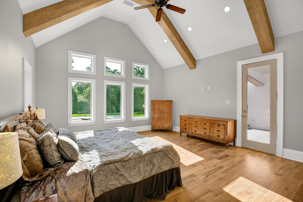 Home design - transitional home design idea