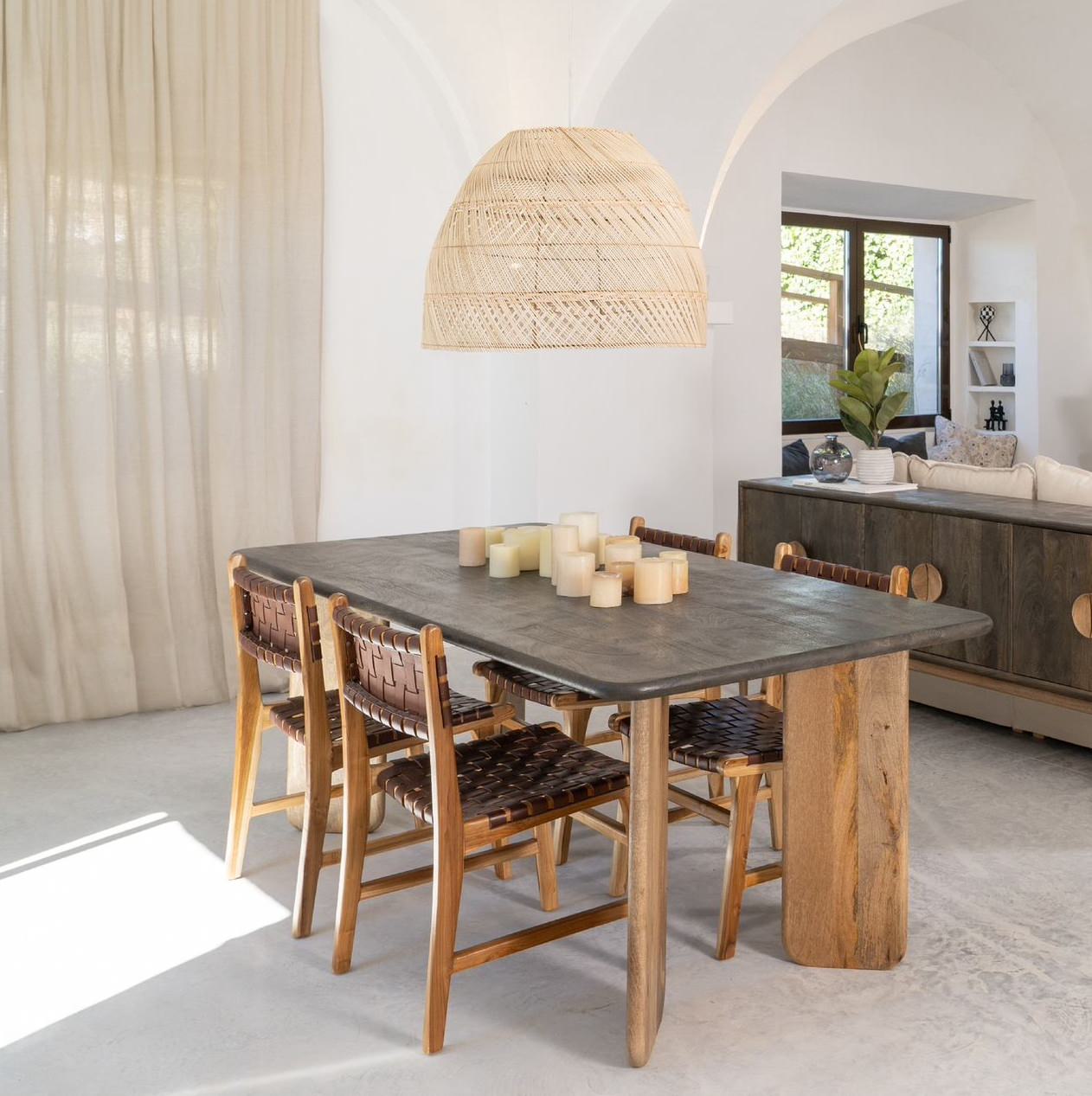 Dining room photo in Malaga