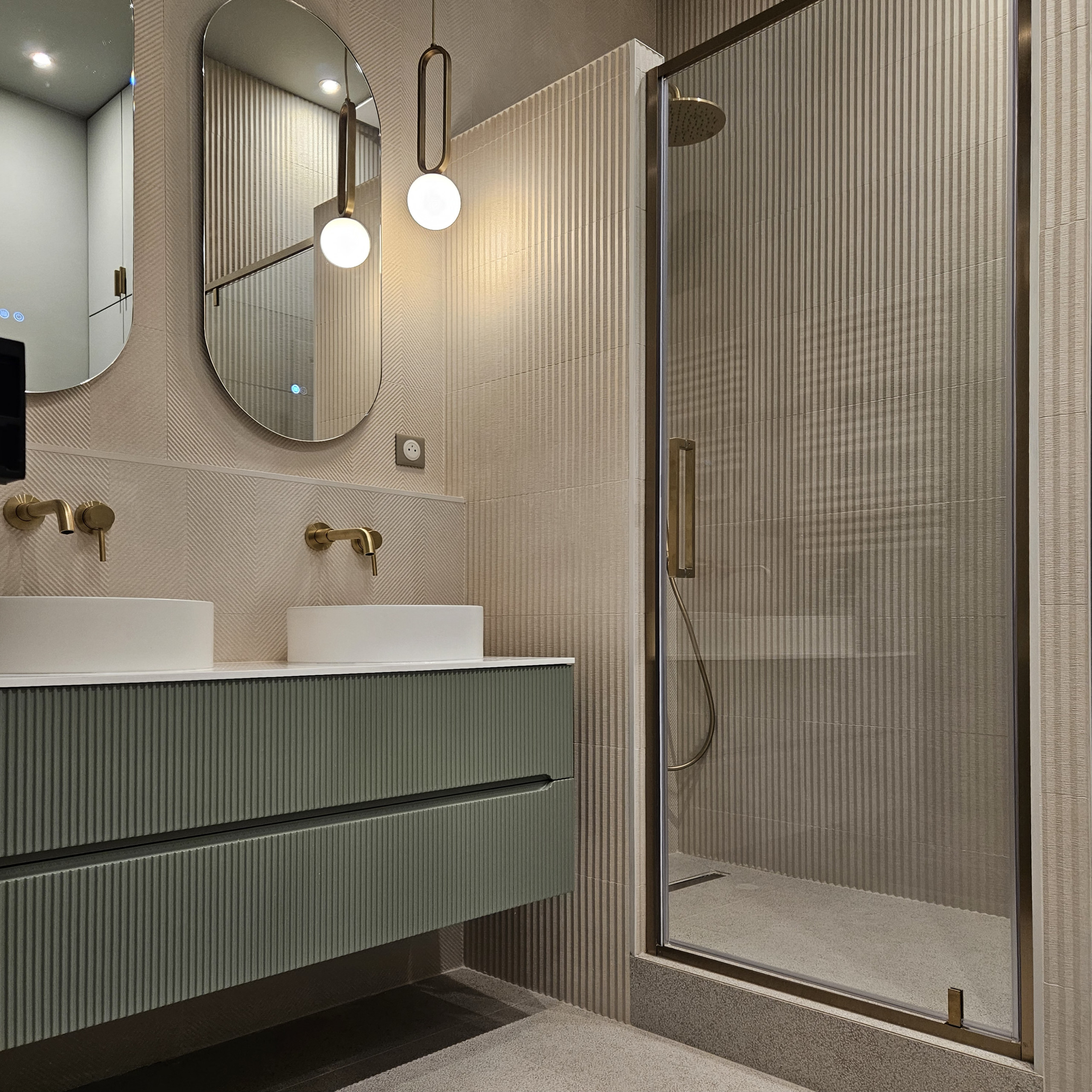 Pied-à-terre enveloppant