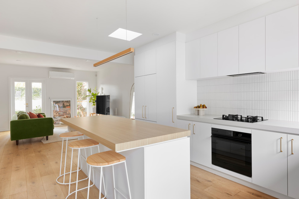 Design ideas for a kitchen in Melbourne.