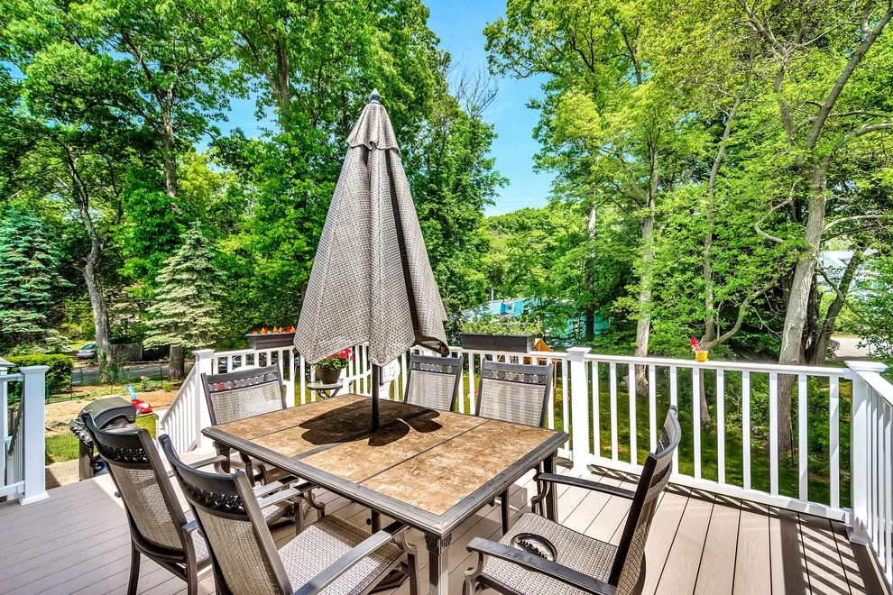 Example of a transitional deck design in Boston