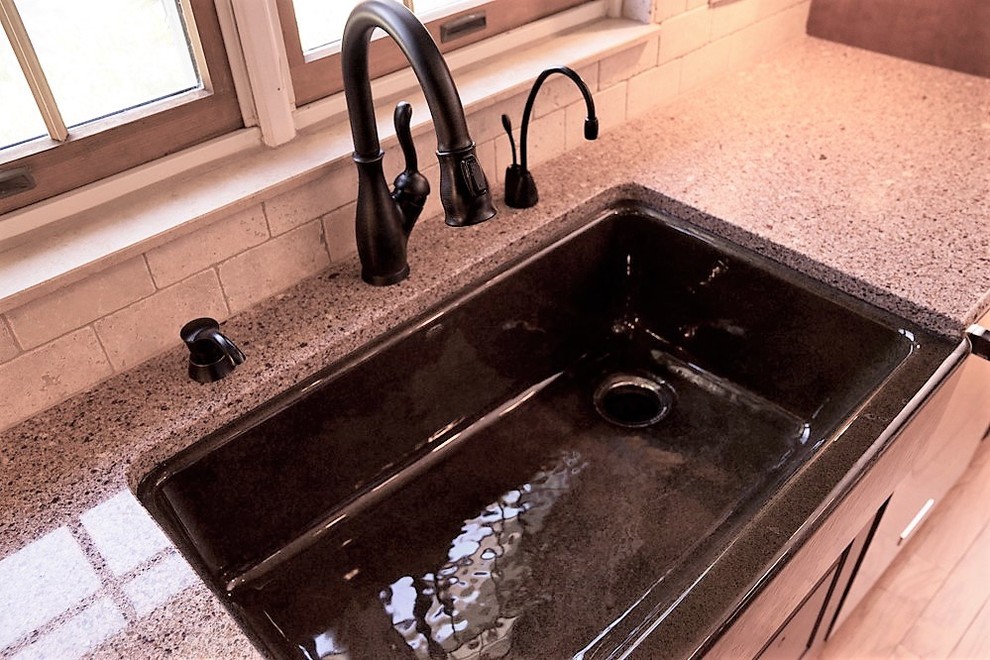 Example of a mountain style kitchen design in Orlando