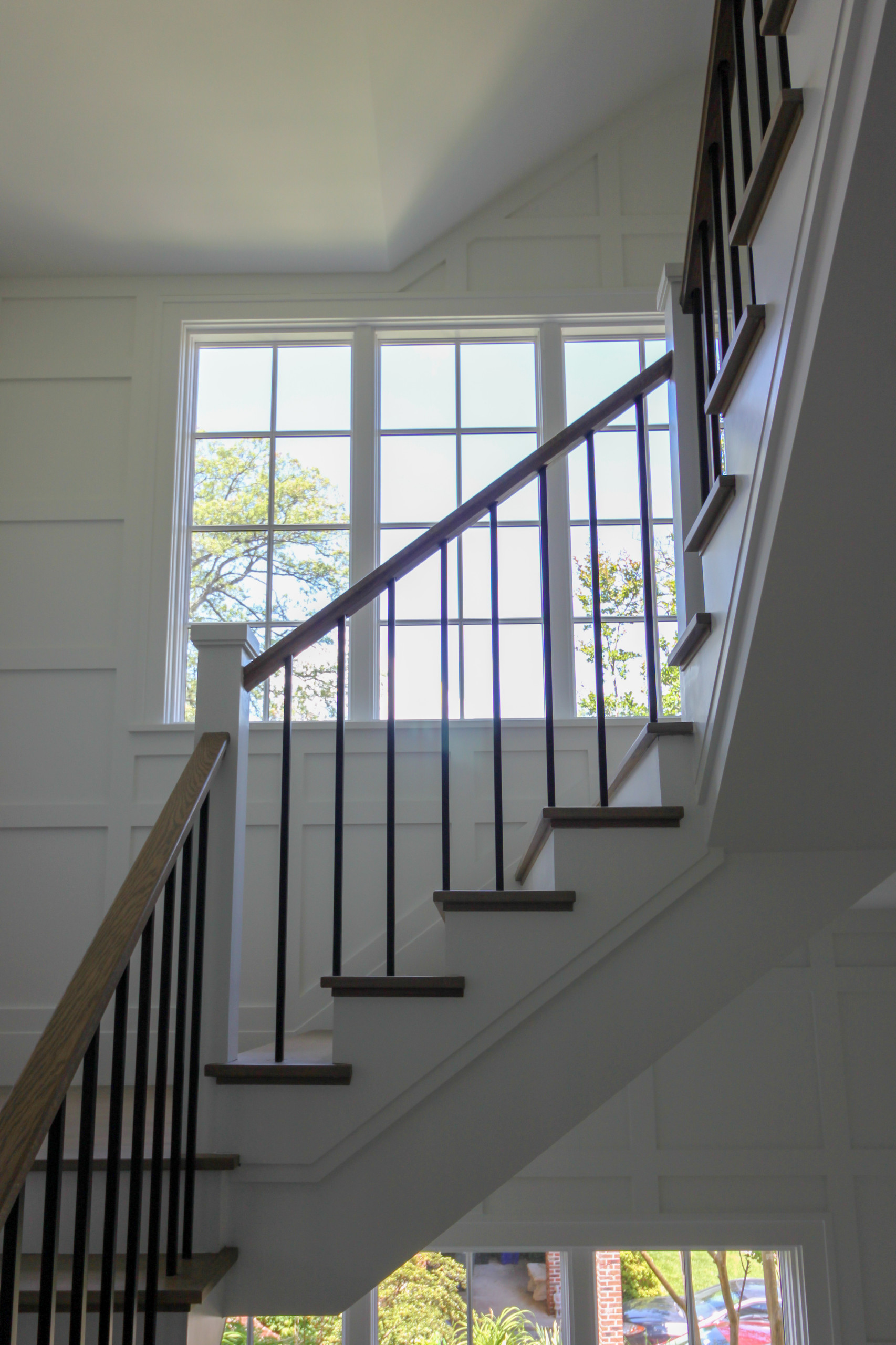 87_Welcoming and Functional Contemporary U-shaped Staircase, Arlington, VA 22207