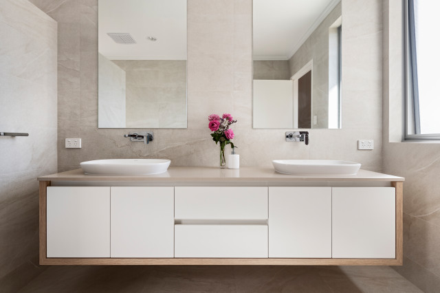 Rossmoyne modern-badezimmer