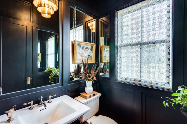 Fulton Custom Home classico-bagno-di-servizio