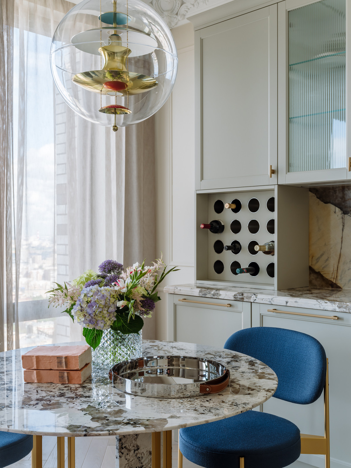 Французская классика в современной интерпретации