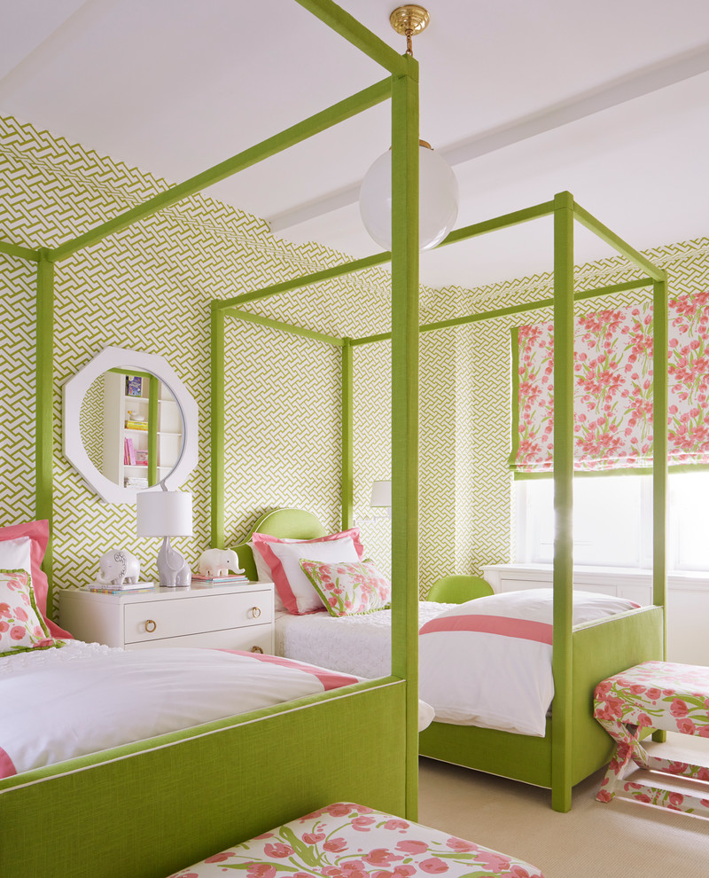 Mid-sized transitional kids' bedroom in New York with carpet and multi-coloured walls for kids 4-10 years old and girls.