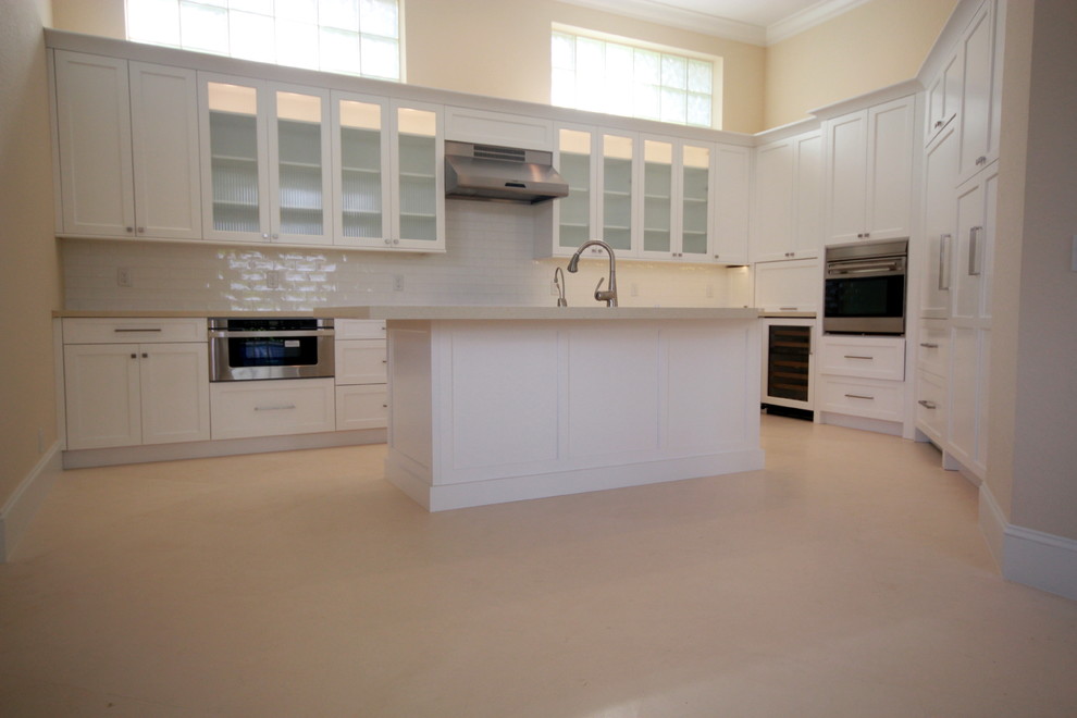 Inspiration for a transitional kitchen remodel in Miami
