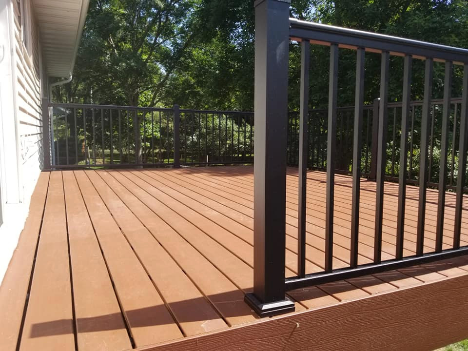 Deck - deck idea in Cedar Rapids
