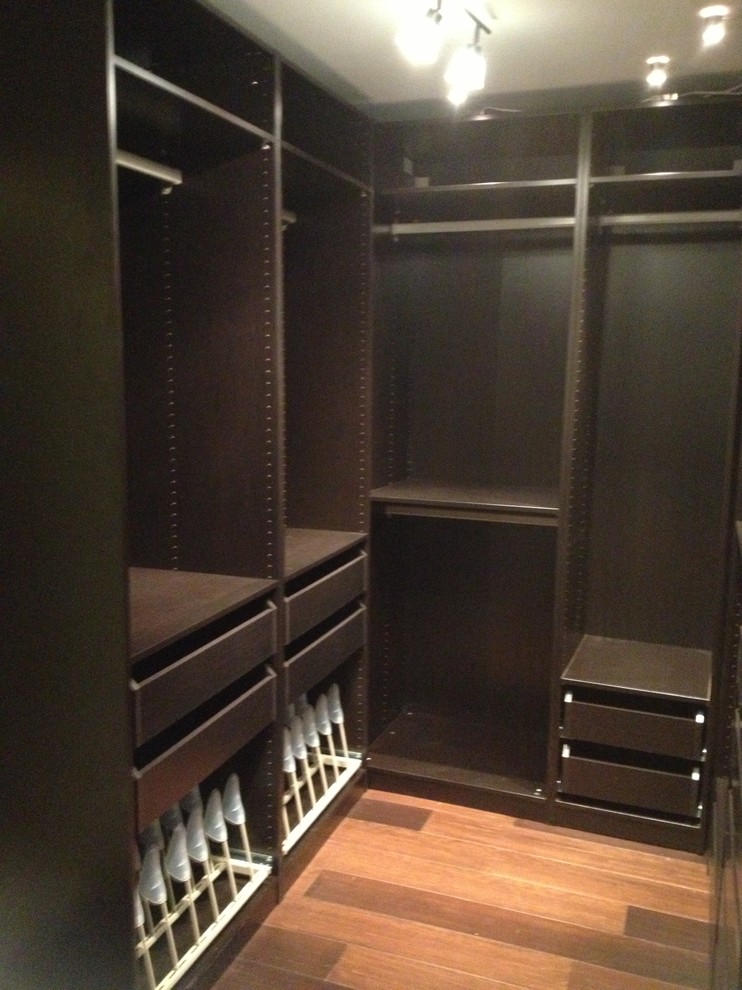 Contemporary storage and wardrobe in Atlanta.