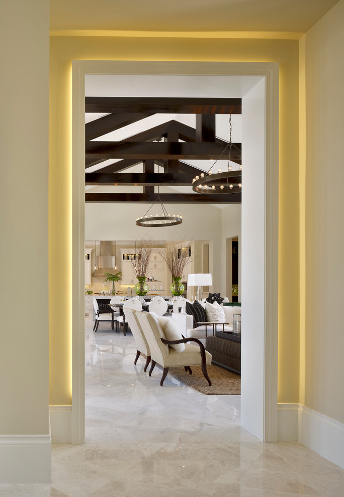 Transitional home design photo in Miami