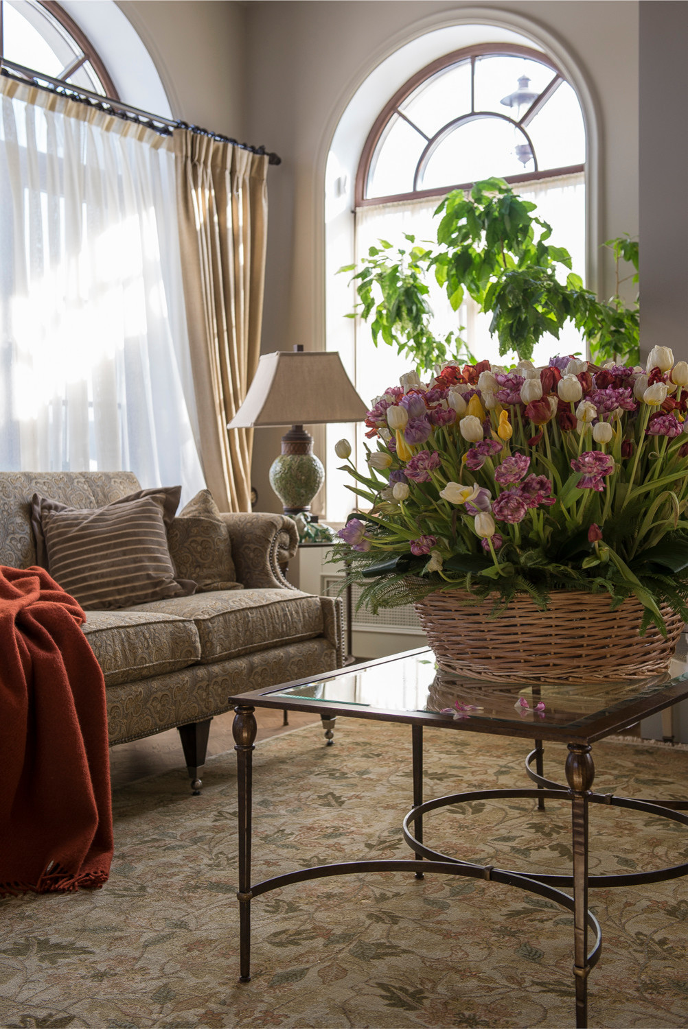 Съемка дома на Новой Риге, 1950 м². Дизайнер Анна Першхайло.