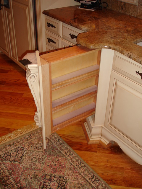 Lask Project traditional-kitchen