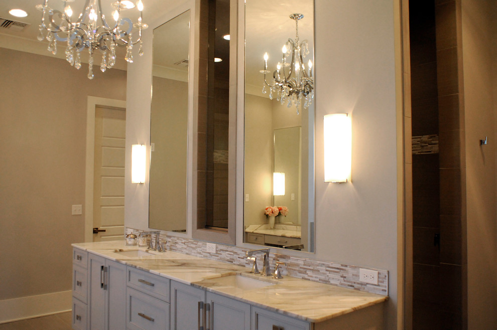Transitional bathroom in New Orleans.