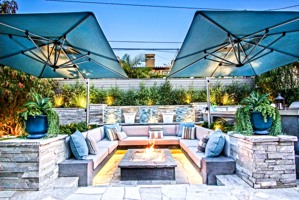 PRATT BACK YARD MAKEOVER (MANHATTA BEACH) Los Angeles by JDS