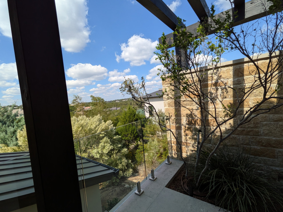 Trellis Addition and Bathroom Remodel in Barton Creek Amarra, Austin, Texas