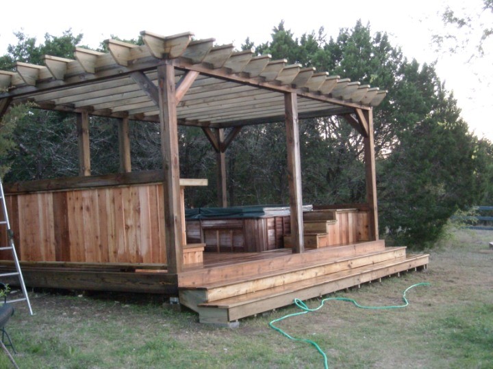 Inspiration for a backyard deck remodel in Austin with no cover