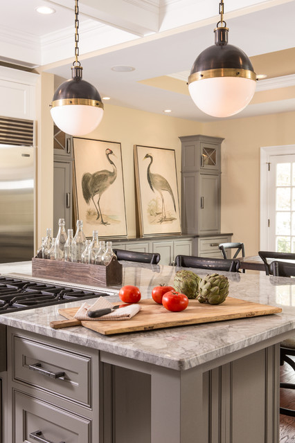 Ansley Park Transitional Kitchen nyklassisk-koekken