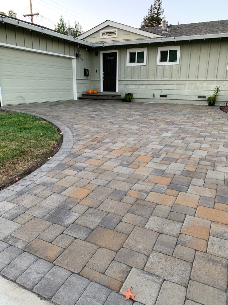 Driveway Entry