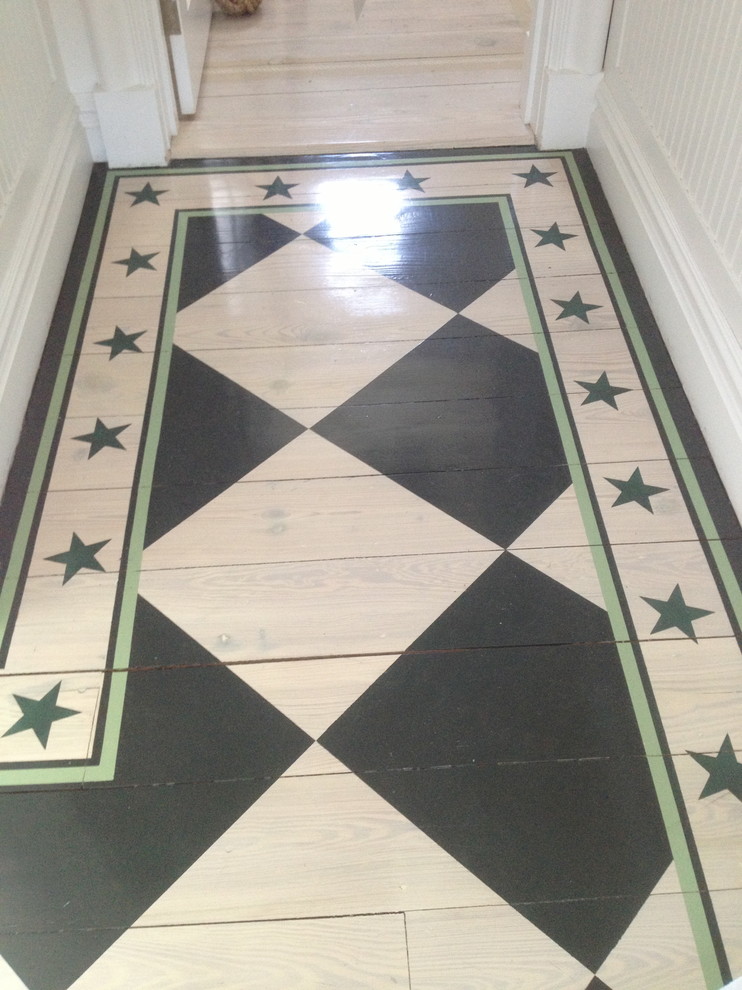 This is an example of a traditional entryway in Boston.