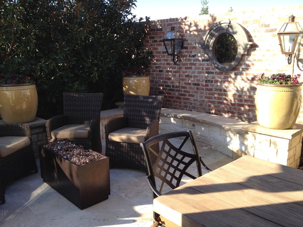 Small Courtyard / Big Impact