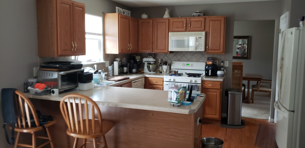 What Color Kitchen Cabinets For Bisque