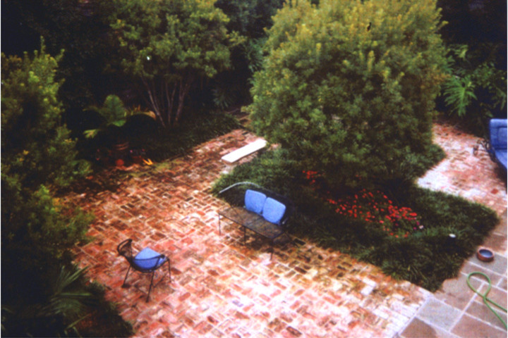 Courtyards - Traditional - Landscape - New Orleans - by Exterior